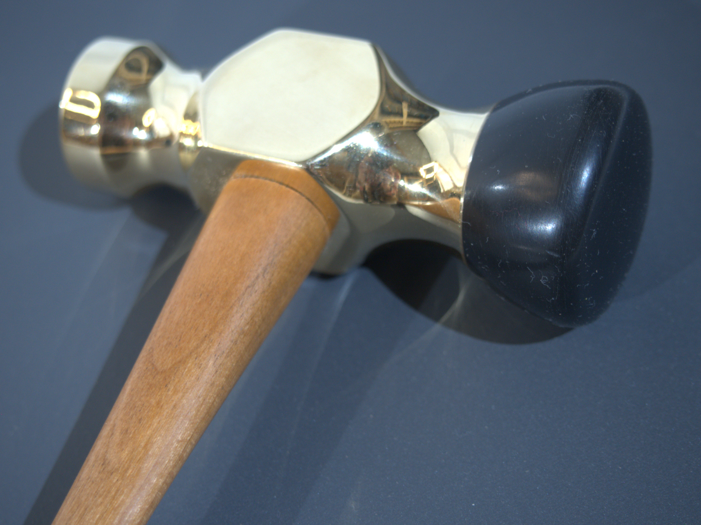 Justier- und Einstellhammer